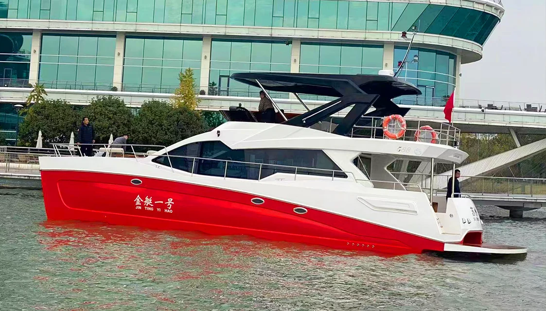 I-Yacht yezentengiselwano