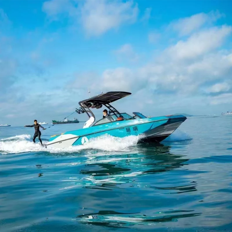 Isikebhe se-fiberglass wakeboard